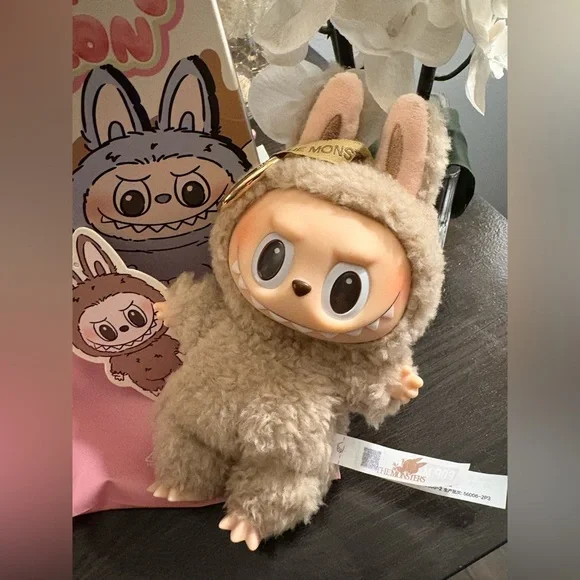 Authentic Labubu Exciting Macaron Toffee - Picture 6 of 10